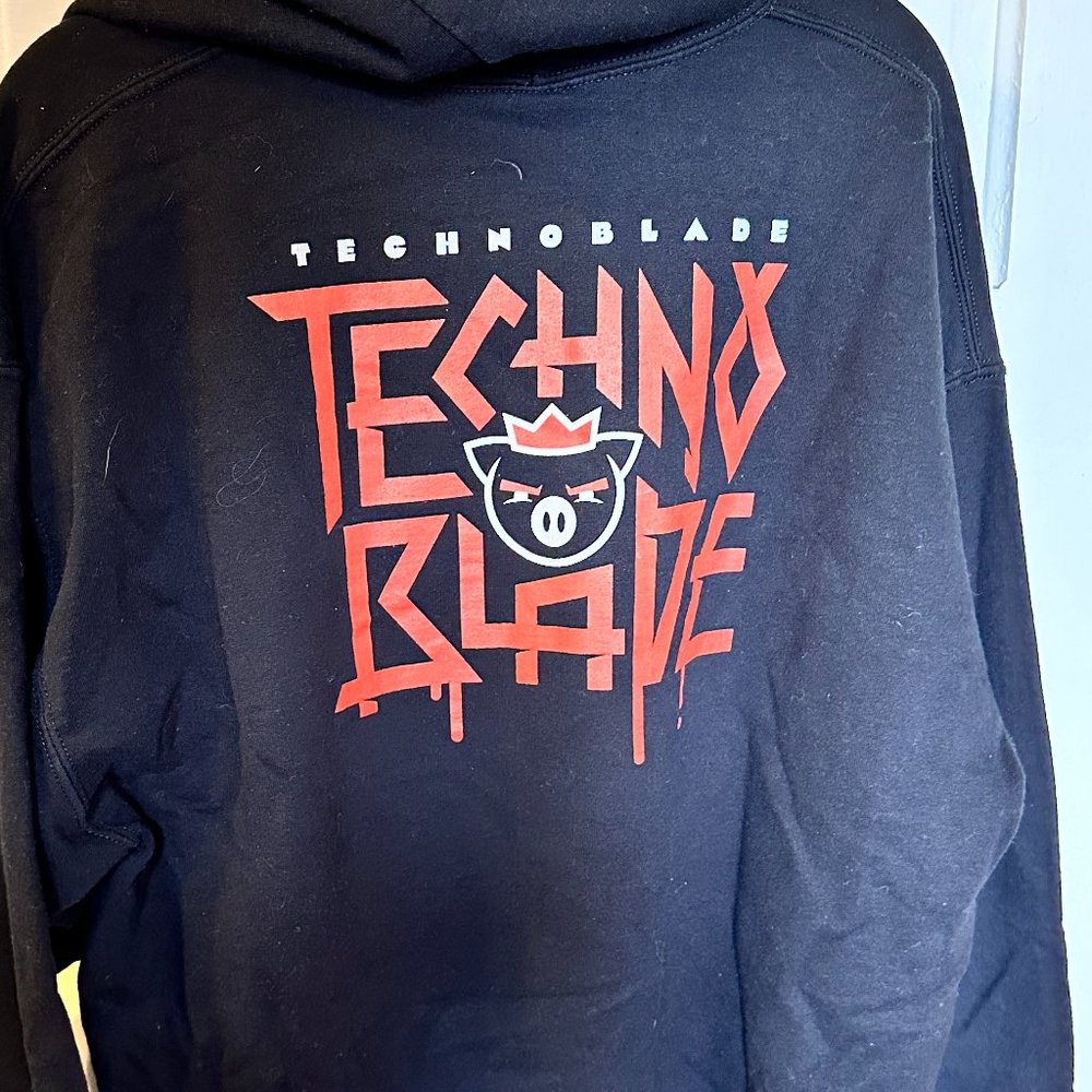 Technoblade MCYT DSMP Hooded merchandise